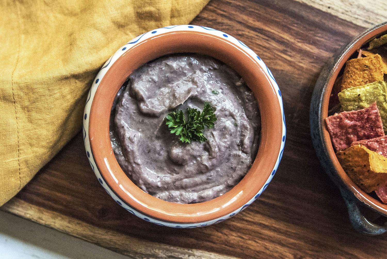 Thick and Rich Vegan Black Bean Dip