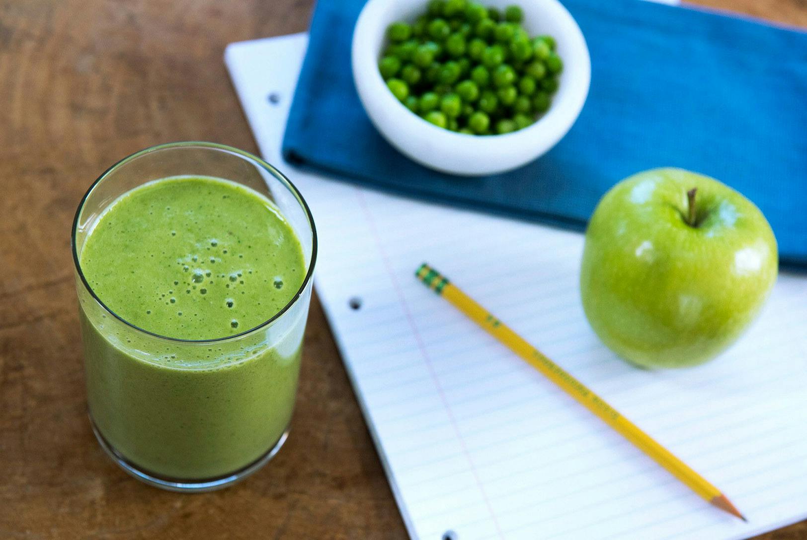 Broccoli Apple Smoothie
