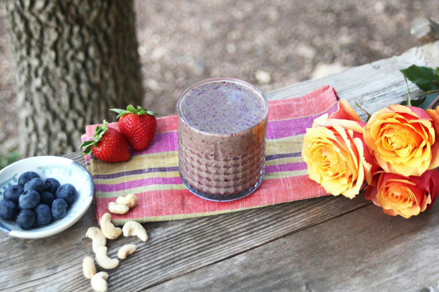 Cashew Berry Smoothie