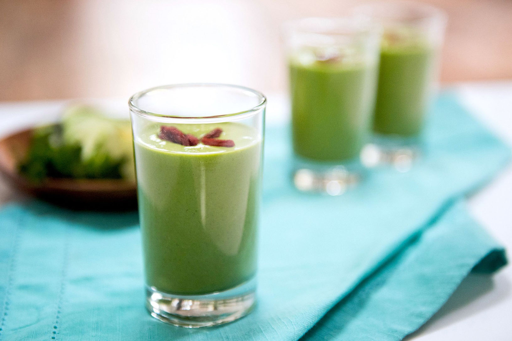 Skinny Green Smoothie - Recipe - nutribullet
