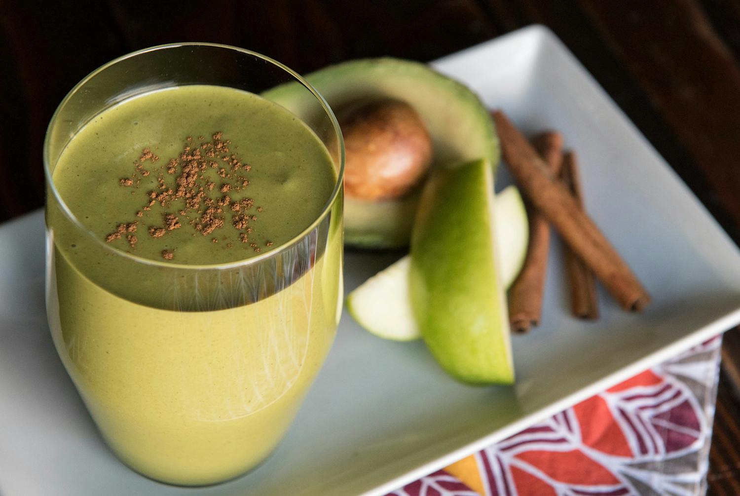 Apple and Avocado Smoothie