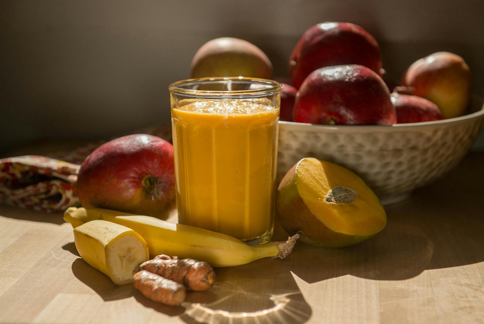 Banana Mango Turmeric Smoothie