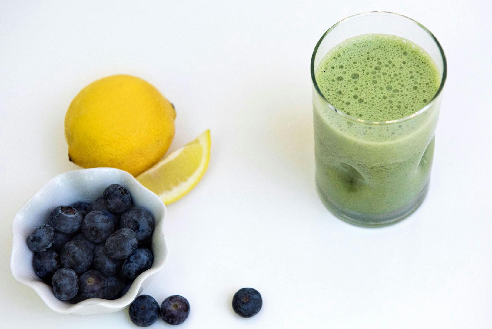 Blueberry Yogurt Smoothie