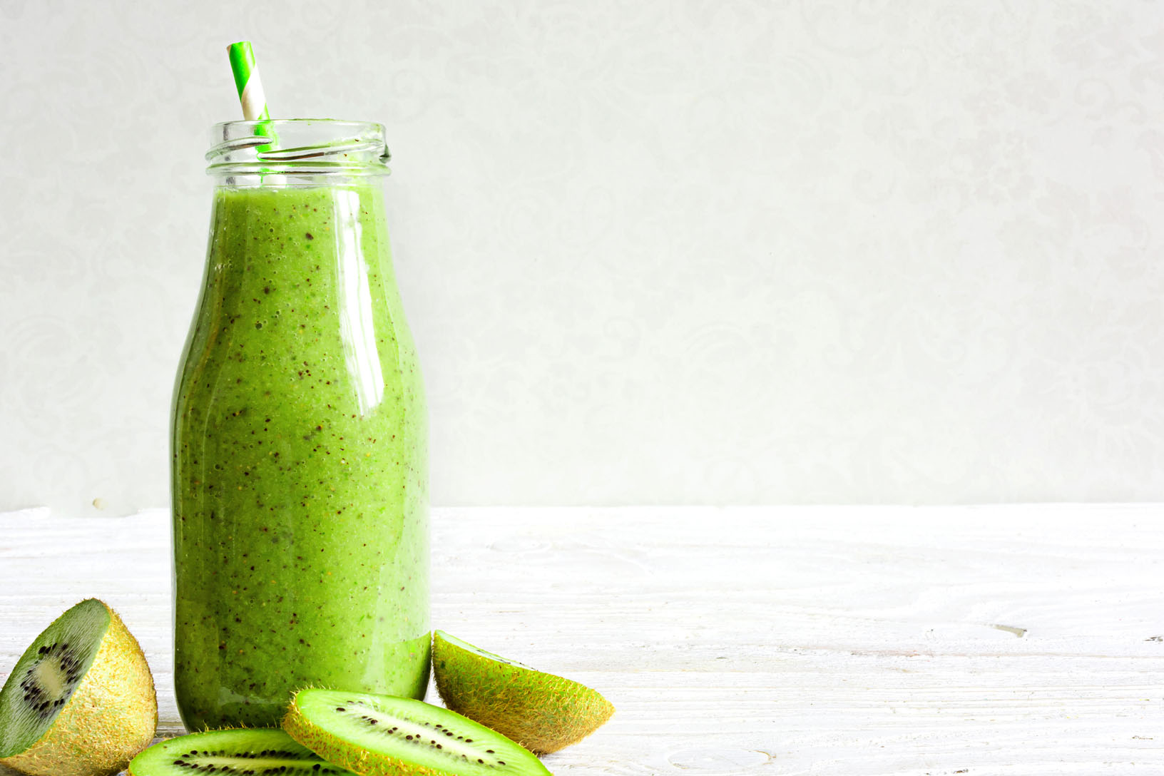 Kiwi Green Smoothie - Recipe - nutribullet