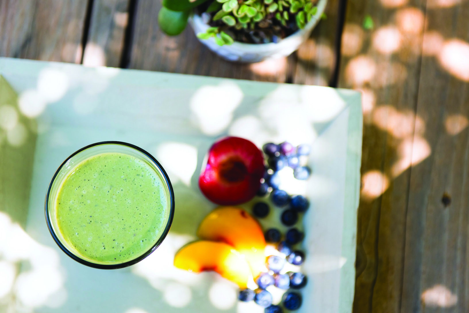 Peach Plum Smoothie - Recipe - nutribullet