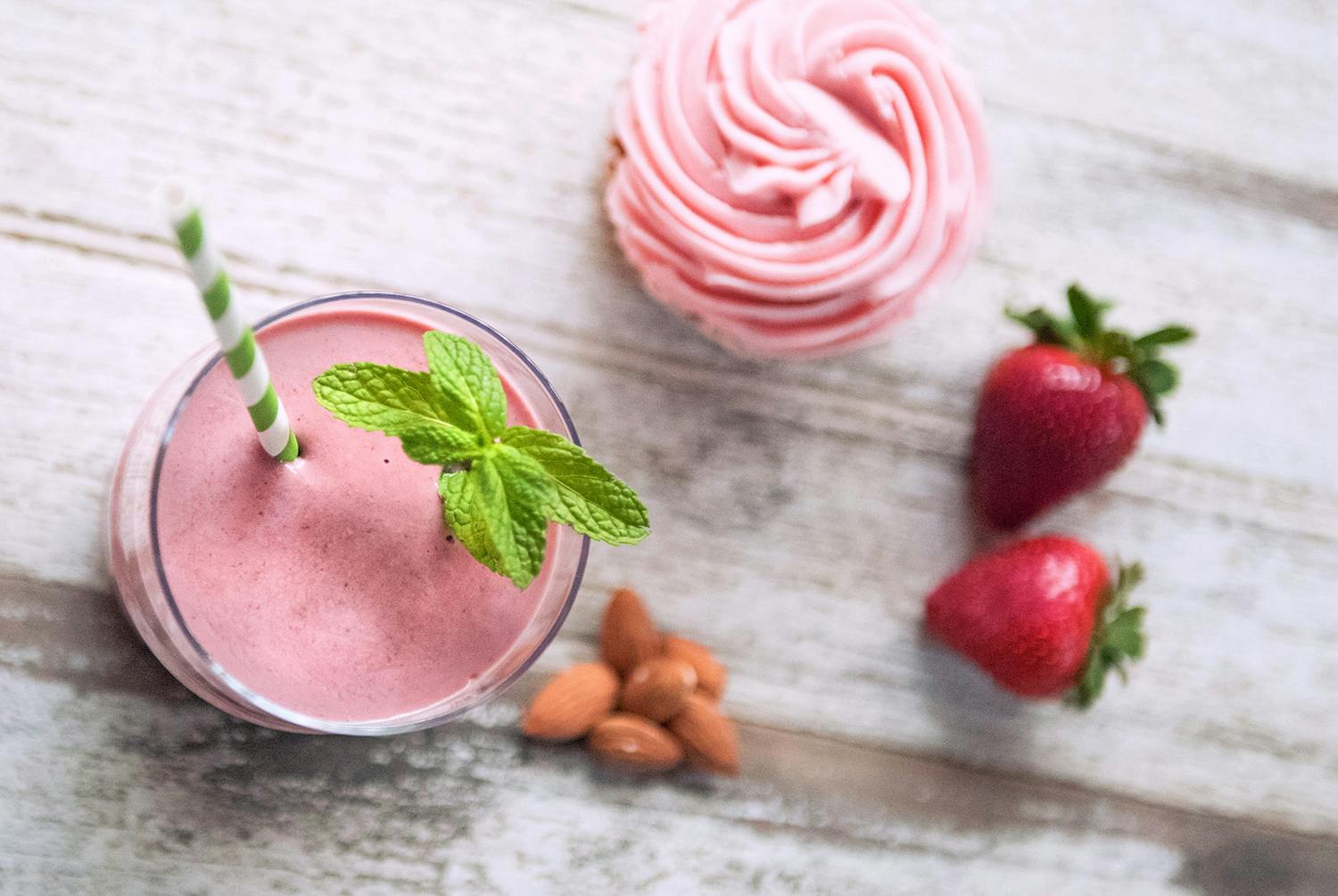 Strawberry Almond Dessert Smoothie