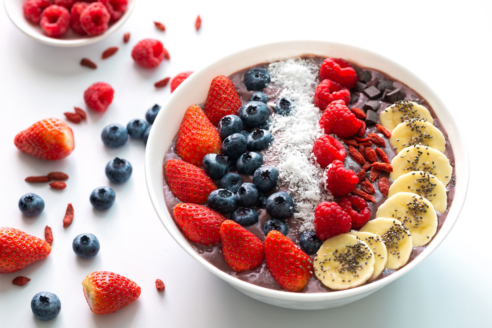 Triple Berry Beet Smoothie Bowl - Recipe - nutribullet