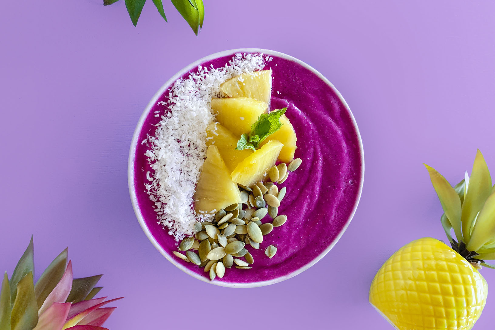 Pitaya Pineapple Smoothie Bowl - Recipe - nutribullet