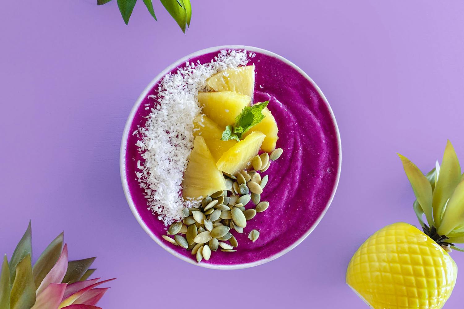 Pitaya Pineapple Smoothie Bowl