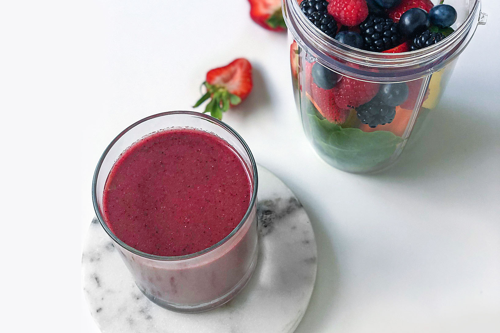 Berry Essential Smoothie - Recipe - nutribullet