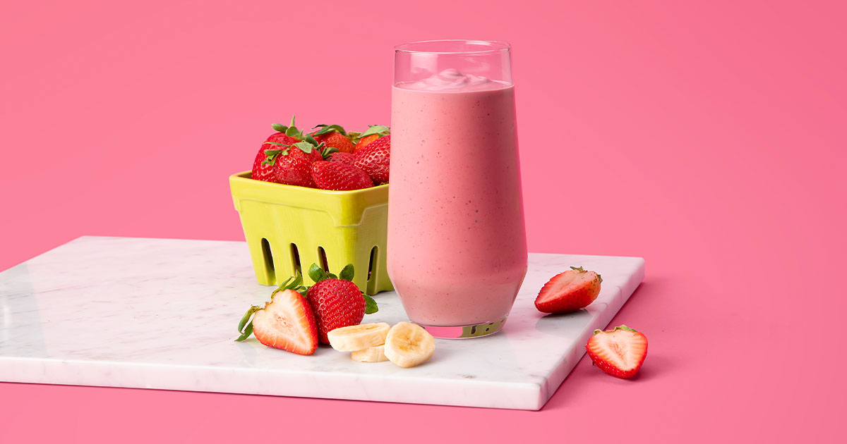 Strawberry Banana Protein Smoothie - Recipe - nutribullet