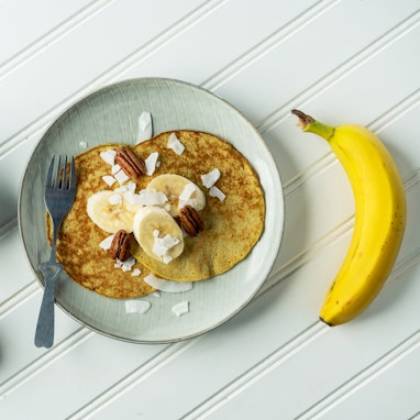 2-Ingredient Banana Pancakes