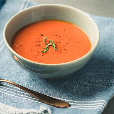 Roasted Red Pepper and Cauliflower Soup
